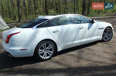 Седан Jaguar XJ 2017 в Киеве