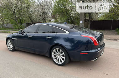 Седан Jaguar XJ 2013 в Чернігові