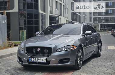 Седан Jaguar XJ 2013 в Львове