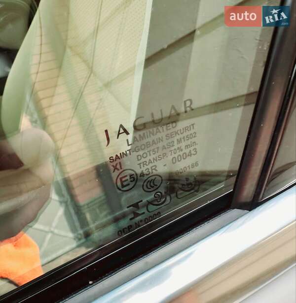 Седан Jaguar XJ 2013 в Киеве