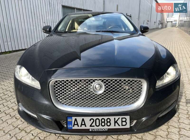 Седан Jaguar XJ 2010 в Киеве