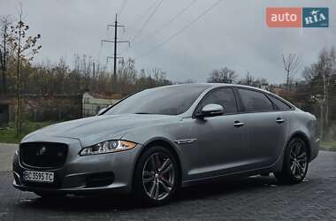 Седан Jaguar XJ 2013 в Львові