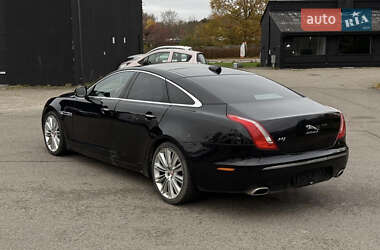 Седан Jaguar XJ 2010 в 