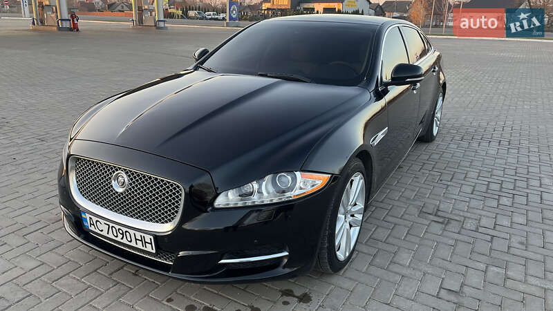 Седан Jaguar XJ 2013 в Луцьку
