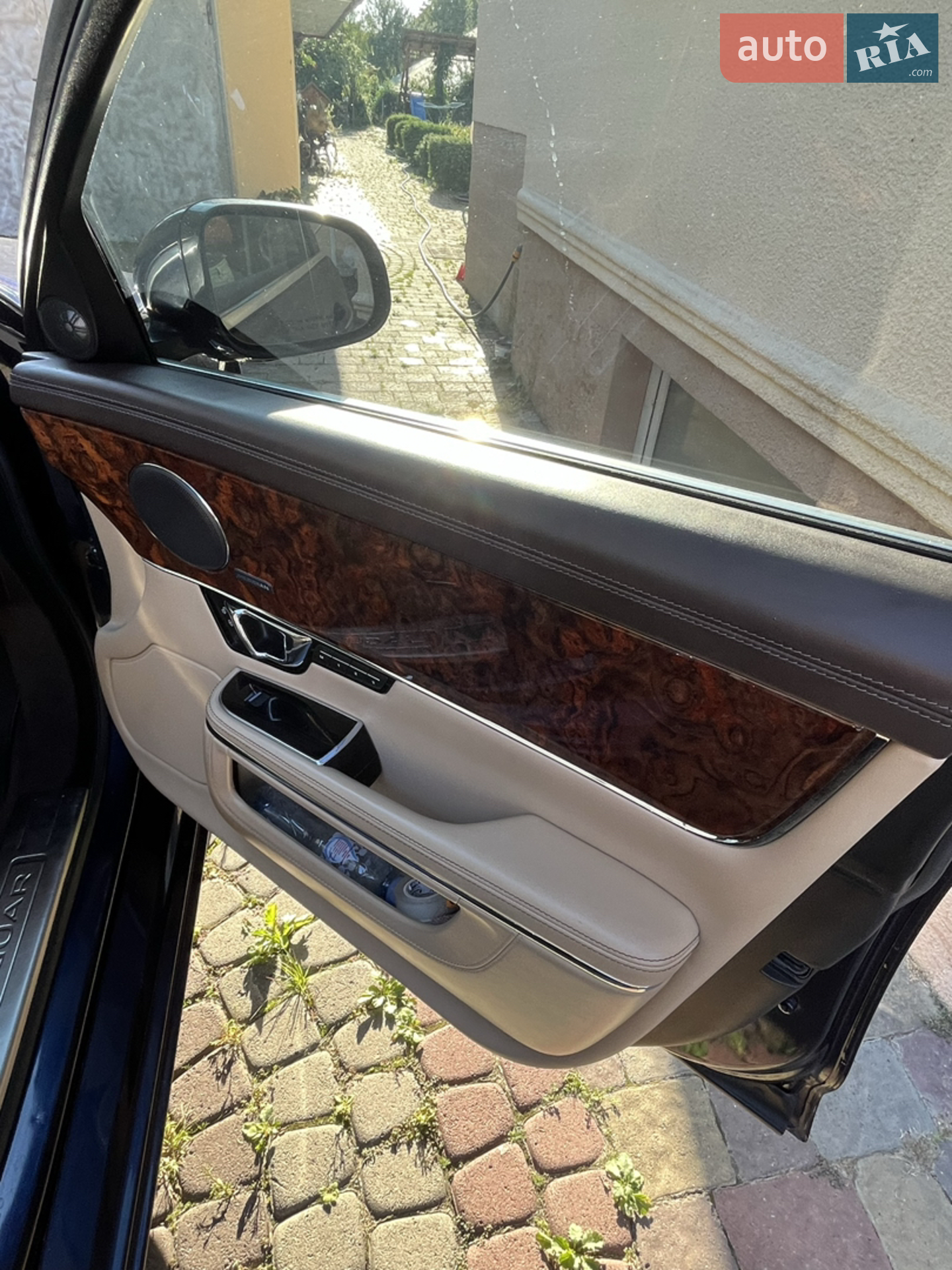 2013 Jaguar XJ - мініатюра 16