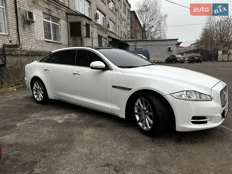 Jaguar XJ 2012