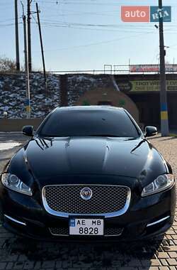 Седан Jaguar XJ 2015 в Кривому Розі