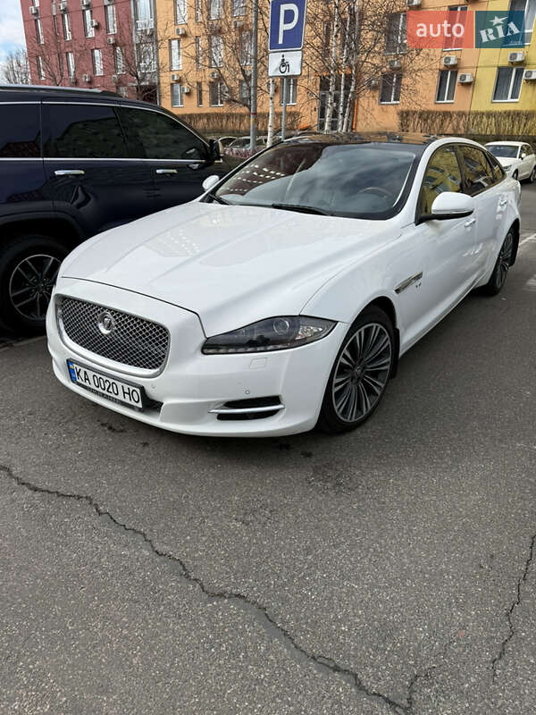 Седан Jaguar XJ 2013 в Слов'янську