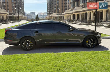 Седан Jaguar XJ 2013 в 