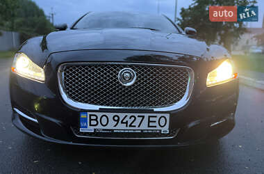 Седан Jaguar XJ 2014 в 