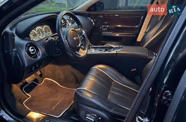 Седан Jaguar XJ 2014 в 