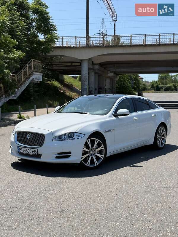 Jaguar XJ 2013