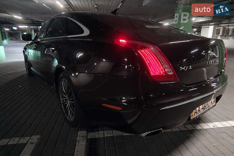 Седан Jaguar XJ 2013 в Киеве фото 24 Седан Jaguar XJ 2013 в Киеве