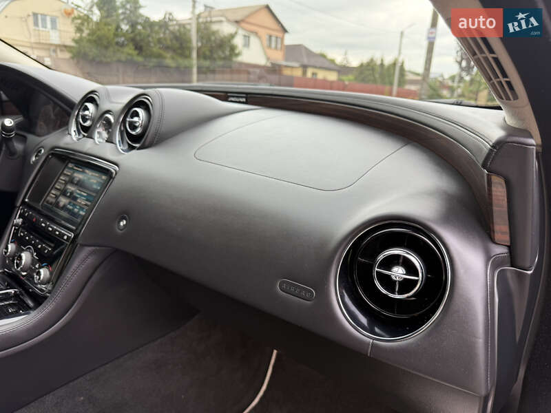 Седан Jaguar XJ 2014 в Борисполе
