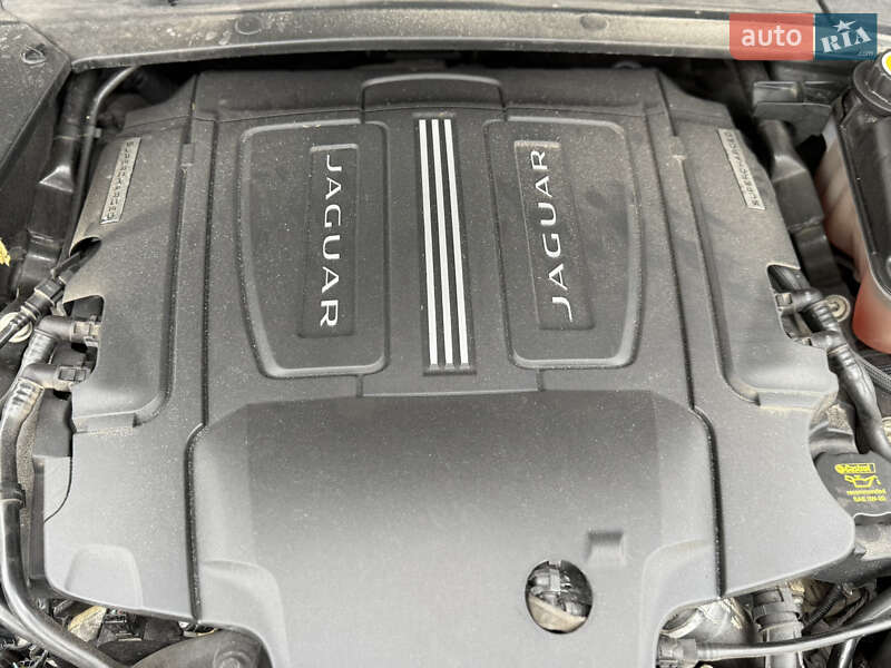 Седан Jaguar XJ 2014 в Борисполе
