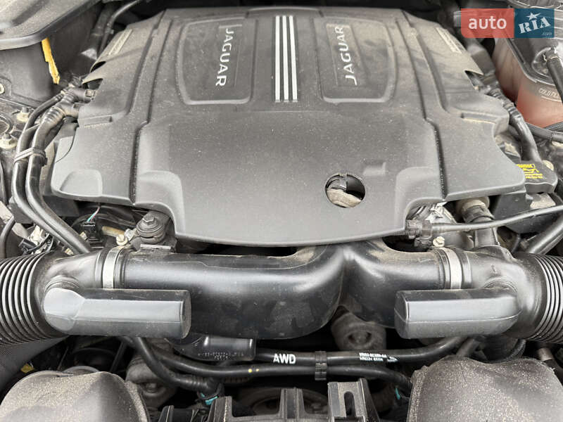 Седан Jaguar XJ 2014 в Борисполе