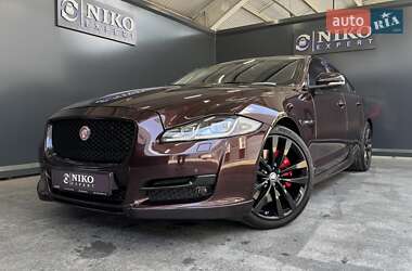 Седан Jaguar XJ 2016 в 