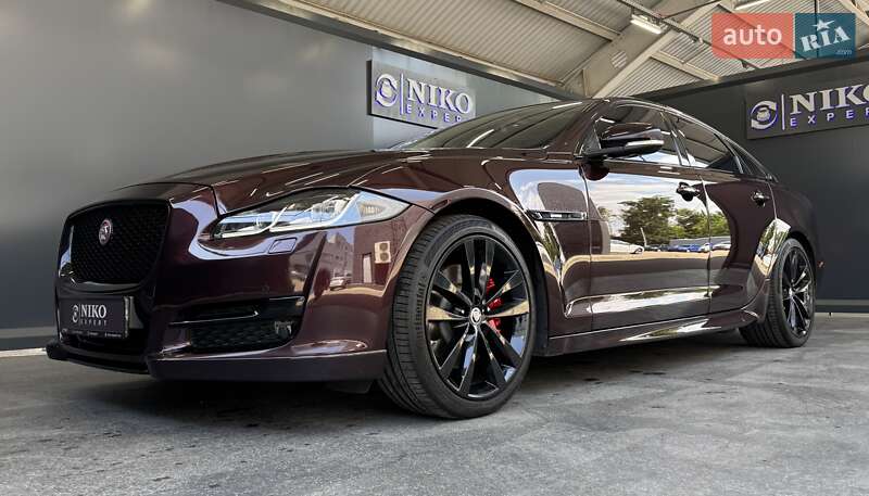 Седан Jaguar XJ 2016 в Киеве