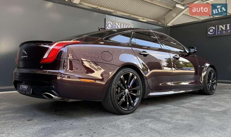 Седан Jaguar XJ 2016 в Киеве