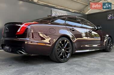 Седан Jaguar XJ 2016 в 