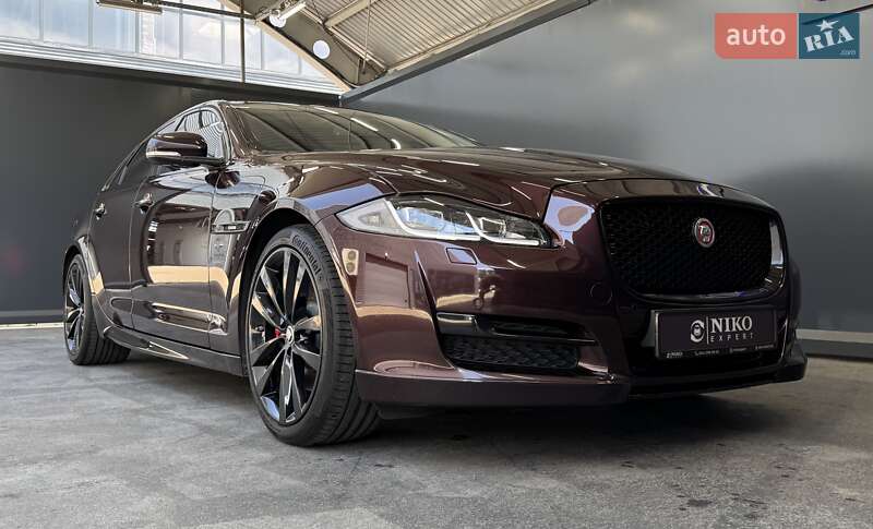 Седан Jaguar XJ 2016 в Киеве