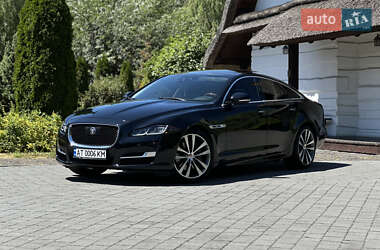Седан Jaguar XJ 2017 в Ивано-Франковске