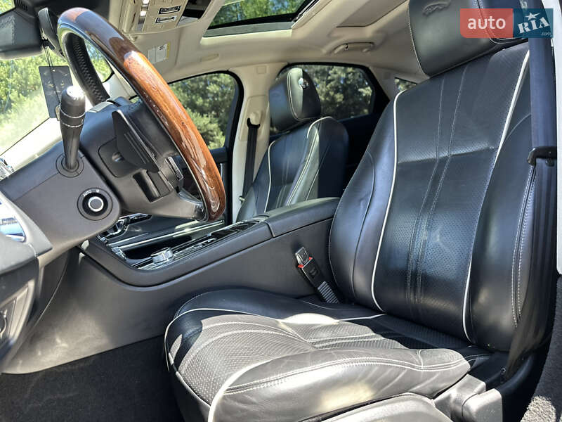 Седан Jaguar XJ 2017 в Івано-Франківську