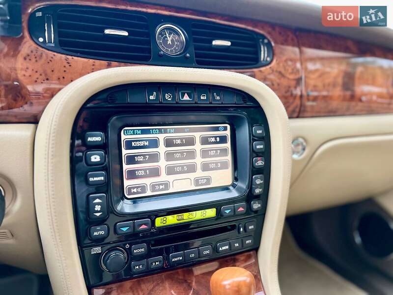 Седан Jaguar XJ 2007 в Киеве