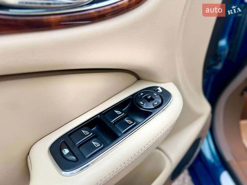 Седан Jaguar XJ 2007 в Киеве