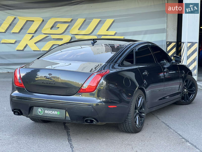 Седан Jaguar XJ 2013 в Києві