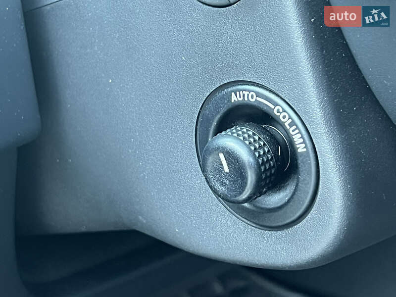 Седан Jaguar XJ 2013 в Києві