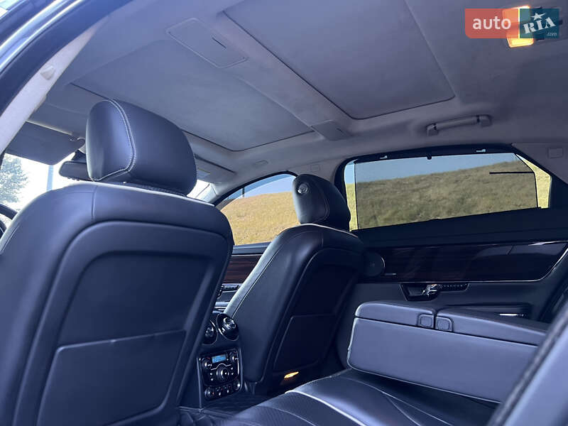 Седан Jaguar XJ 2013 в Києві