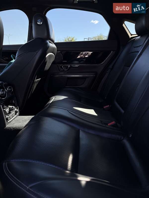 Седан Jaguar XJ 2015 в Киеве фото 14 Седан Jaguar XJ 2015 в Киеве