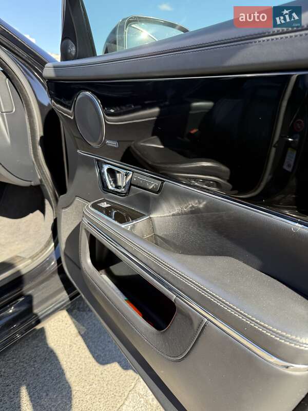 Седан Jaguar XJ 2015 в Киеве фото 23 Седан Jaguar XJ 2015 в Киеве