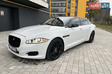 Седан Jaguar XJ 2014 в Яремче