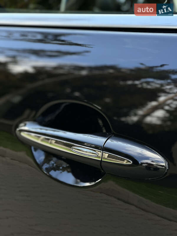 Седан Jaguar XJ 2013 в Києві