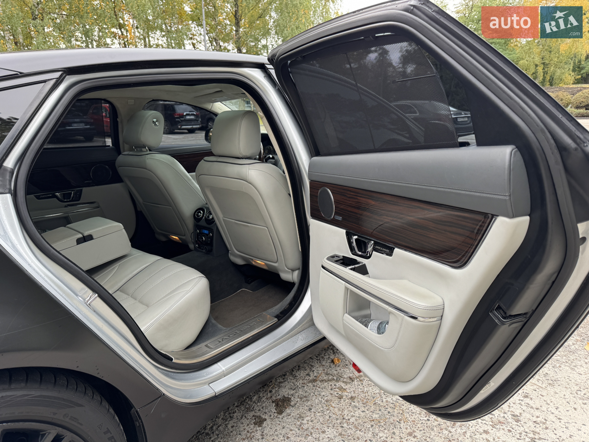 2015 Jaguar XJ - мініатюра 20