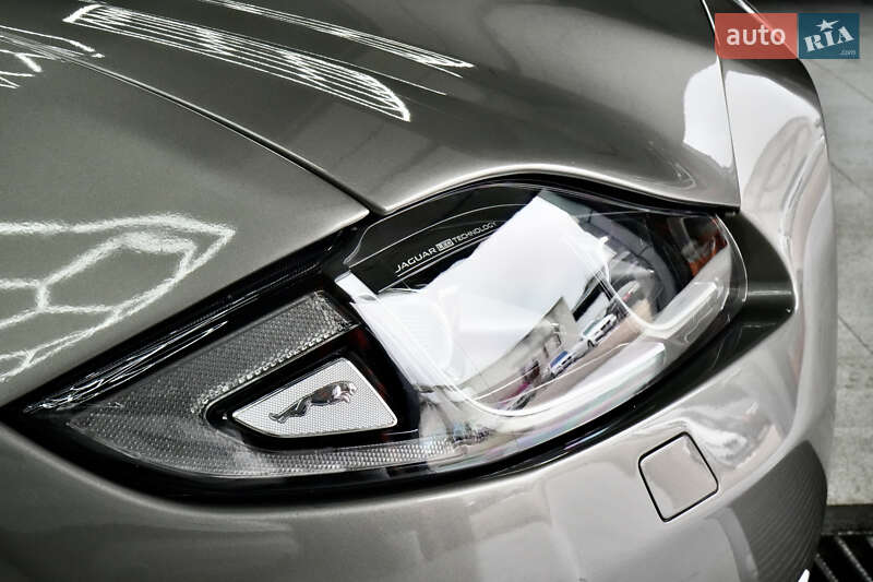 Седан Jaguar XJ 2017 в Житомире