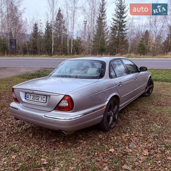 Седан Jaguar XJ 2003 в Ивано-Франковске
