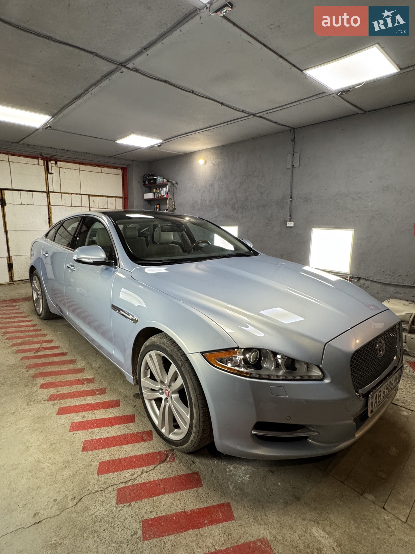 2014 Jaguar XJ - мініатюра 3