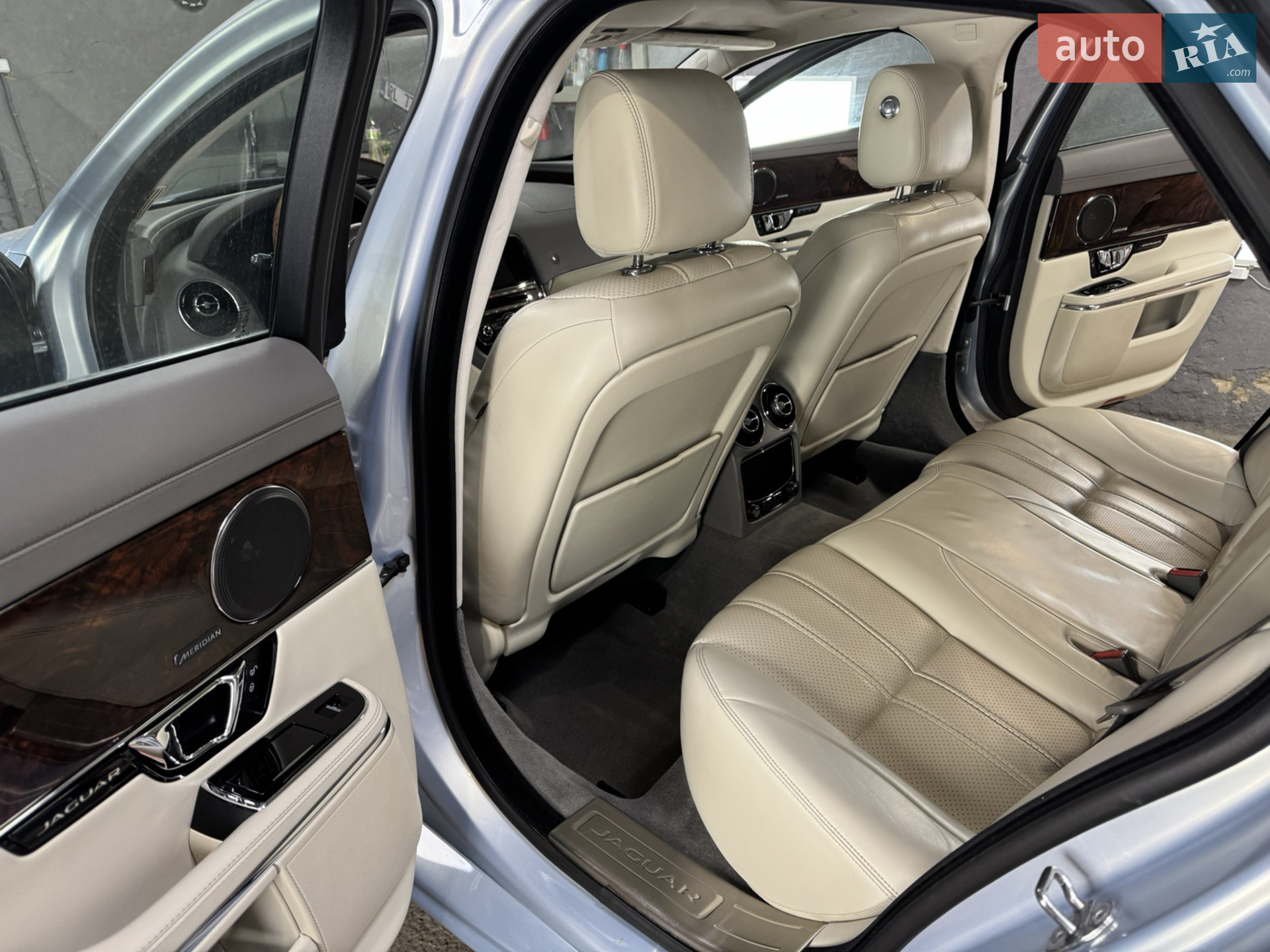 2014 Jaguar XJ - мініатюра 9