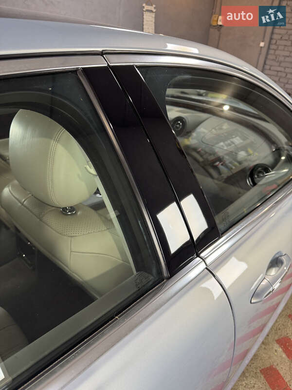 Седан Jaguar XJ 2014 в Шаргороді