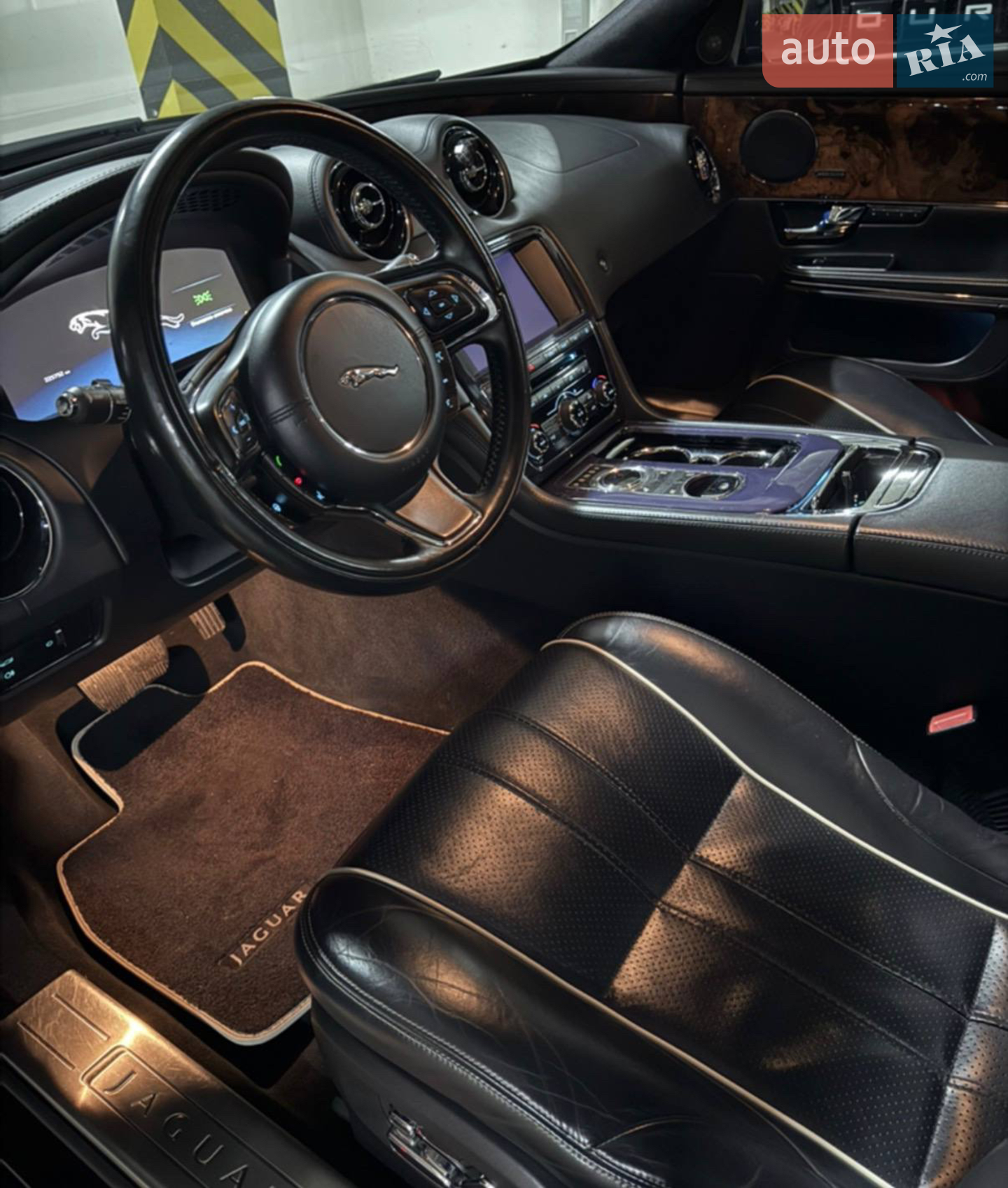 2012 Jaguar XJ - мініатюра 9