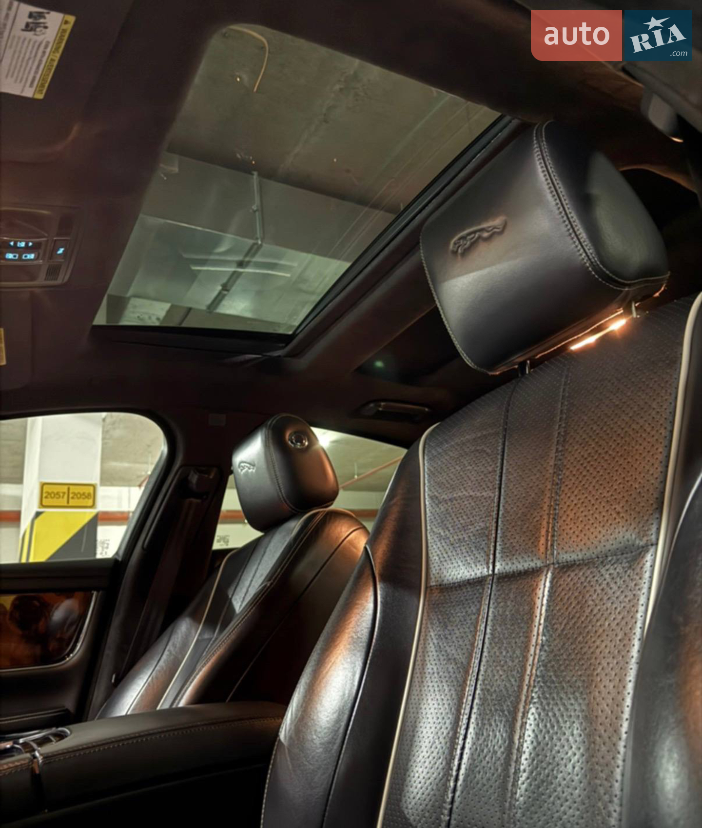 2012 Jaguar XJ - мініатюра 17