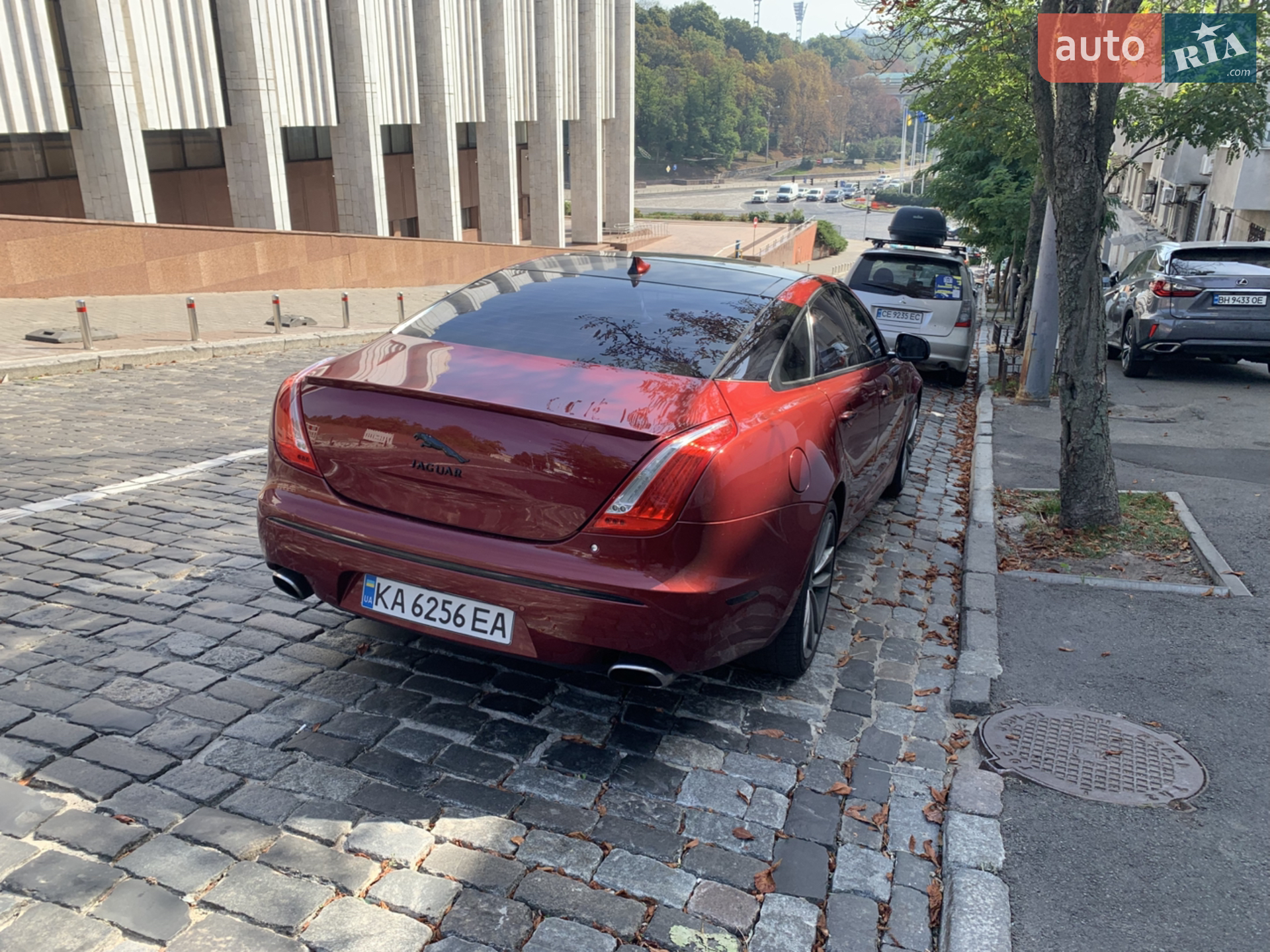 2013 Jaguar XJ - мініатюра 2