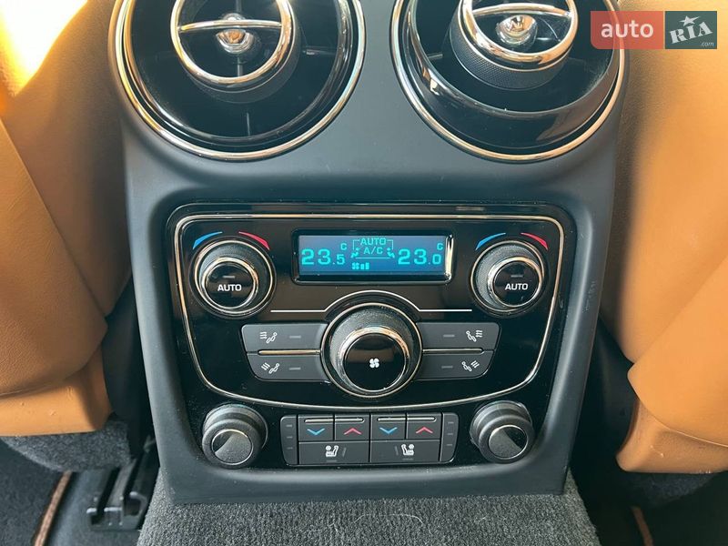 Седан Jaguar XJ 2017 в Львове