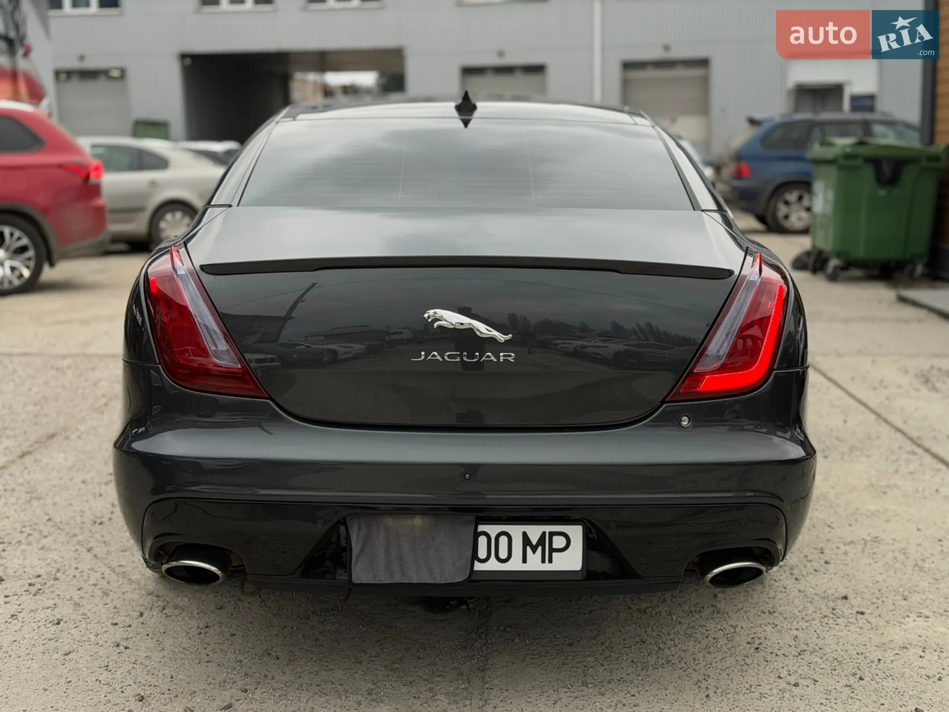 2016 Jaguar XJ - мініатюра 6