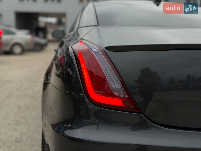 Седан Jaguar XJ 2016 в Житомире