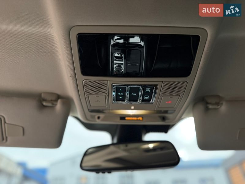 Седан Jaguar XJ 2016 в Житомире