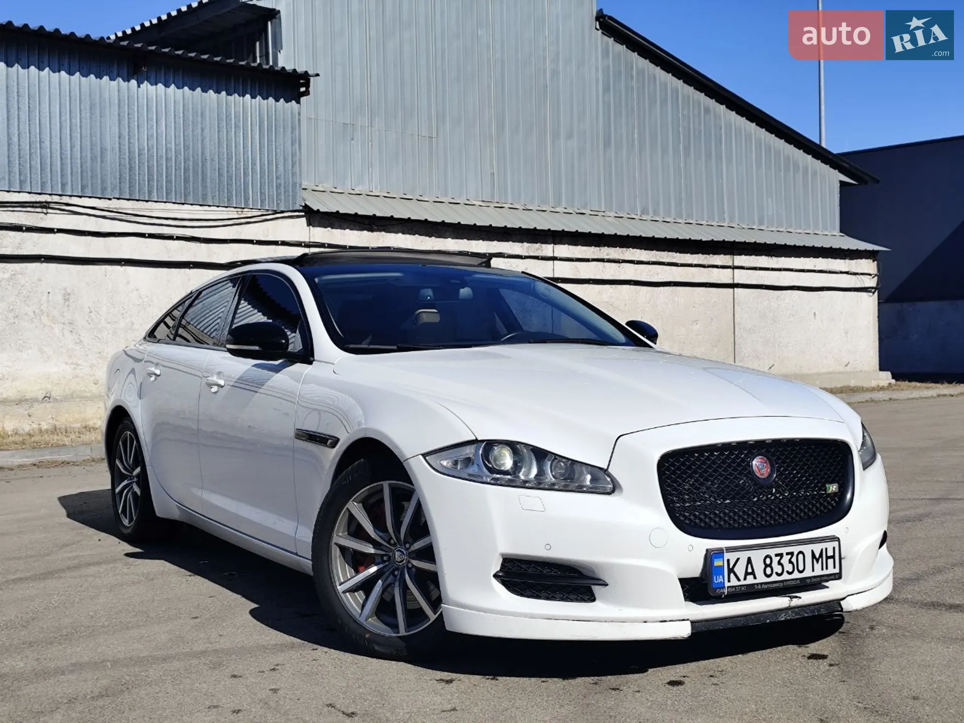 2013 Jaguar XJ - мініатюра 3